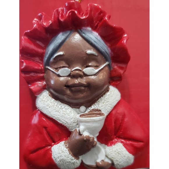 African American Mrs. Santa Claus Drinking Cocoa 3 inches Ornament - Picture 3 of 3